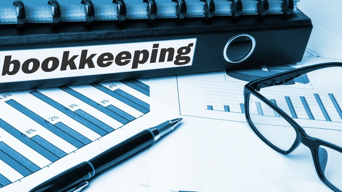 Complete Guide About A Bookkeeping Career Path, Job Description, And Salary