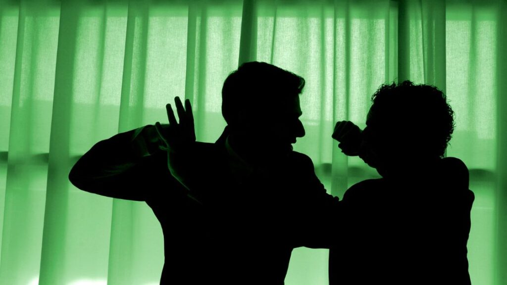 How-to-Control-Fight-or-Flight-Response-Hormone-Using-Emotional-Intelligence Control Fight or Flight